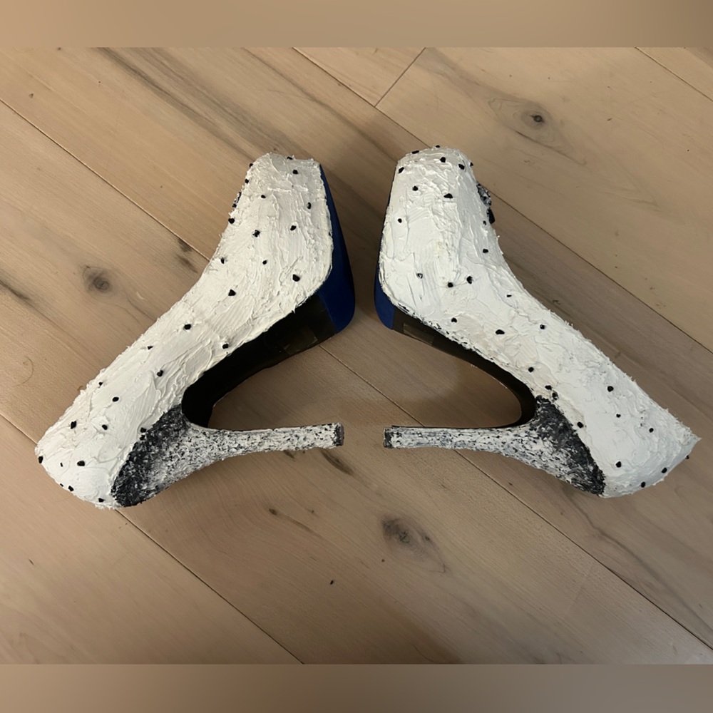 Custom Cookies & Cream Ice Cream Heels
Size 7.5 One Of A Kind Handmade - Picture 13 of 16
